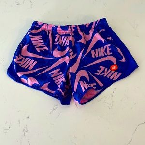 Girls Nike shorts size large